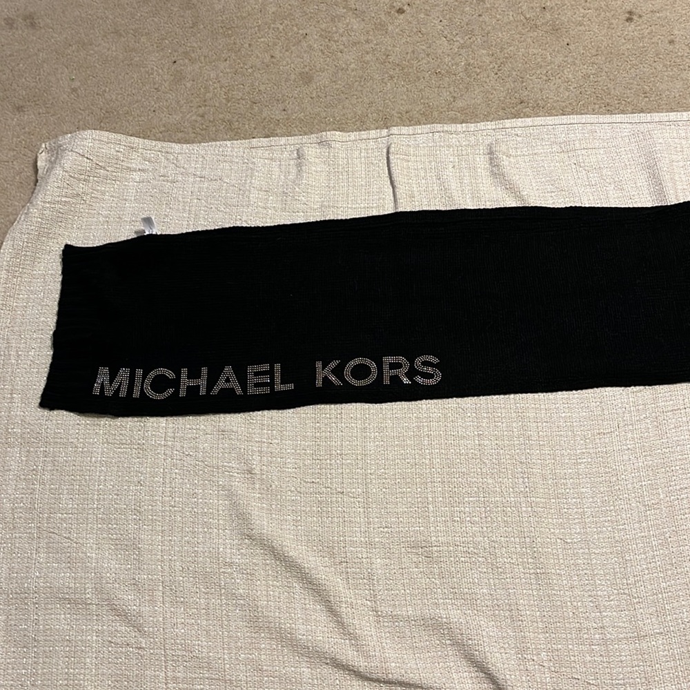 Michael Kors black women’s scarf